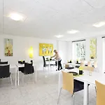 Alojamento de Acomodação e Pequeno-almoço Cafehaven 3*